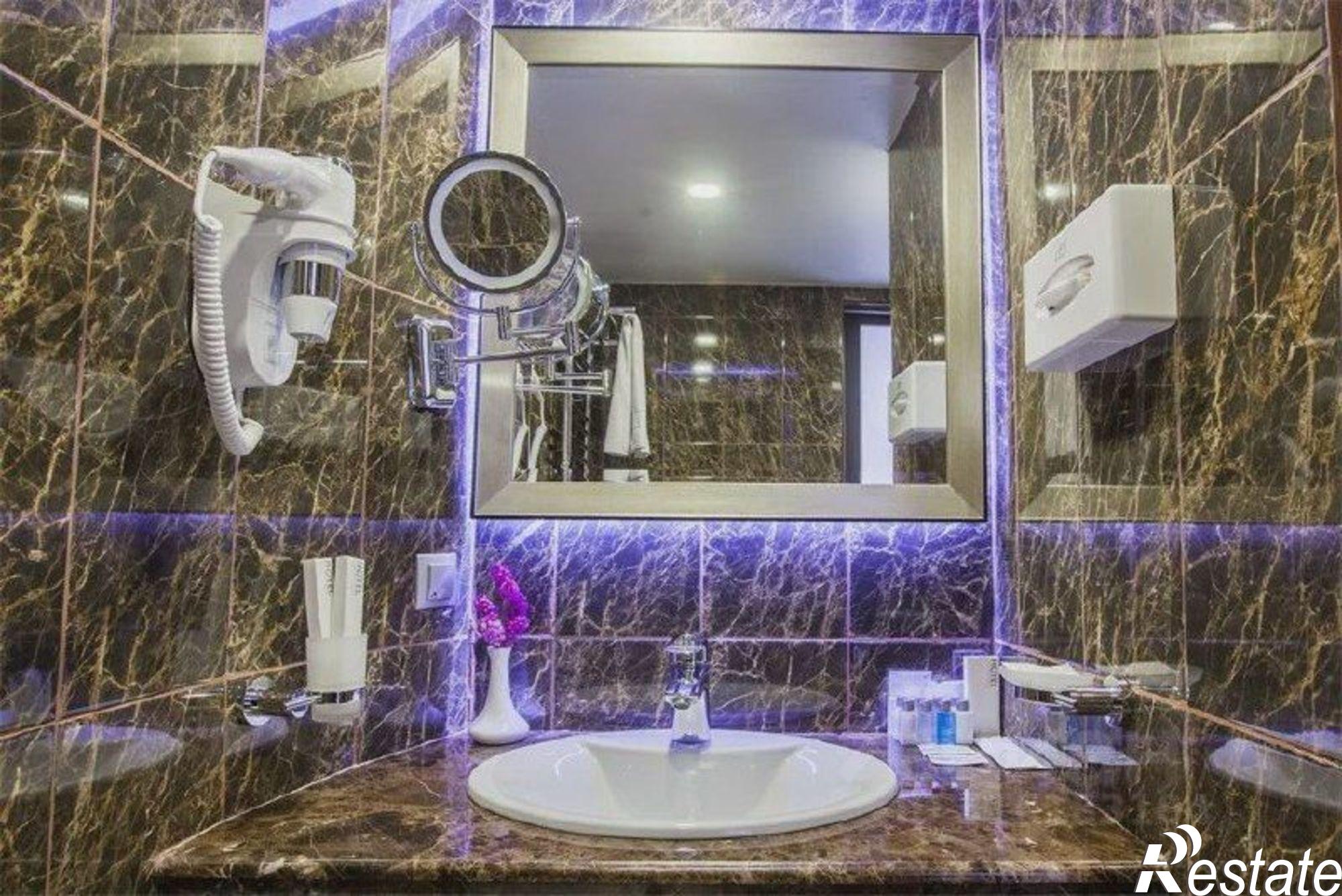 Купить квартиру за 17 500 000 рублей на ул Черноморская, 3