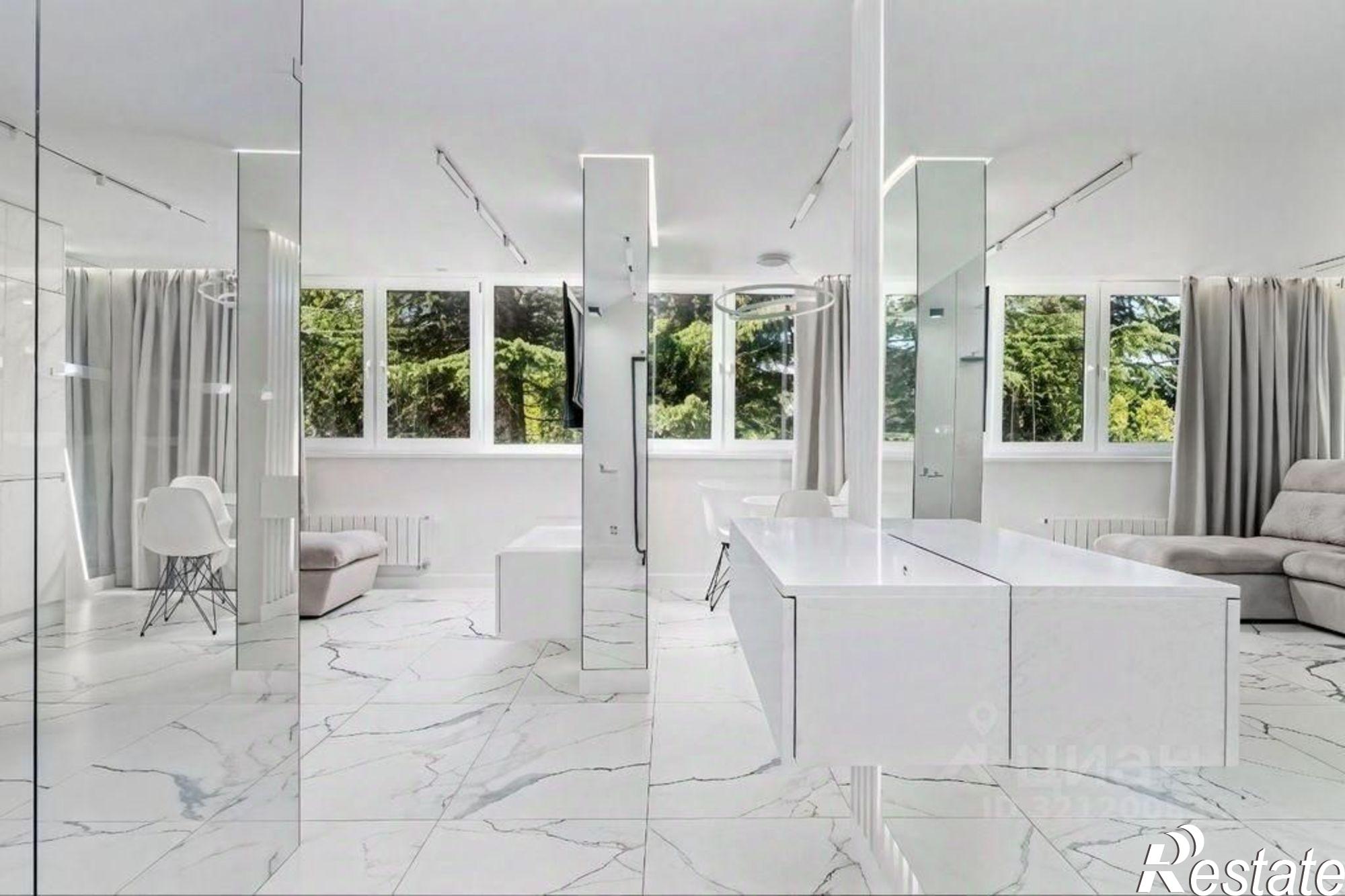 Купить квартиру за 21 900 000 рублей на ул Островского, 47