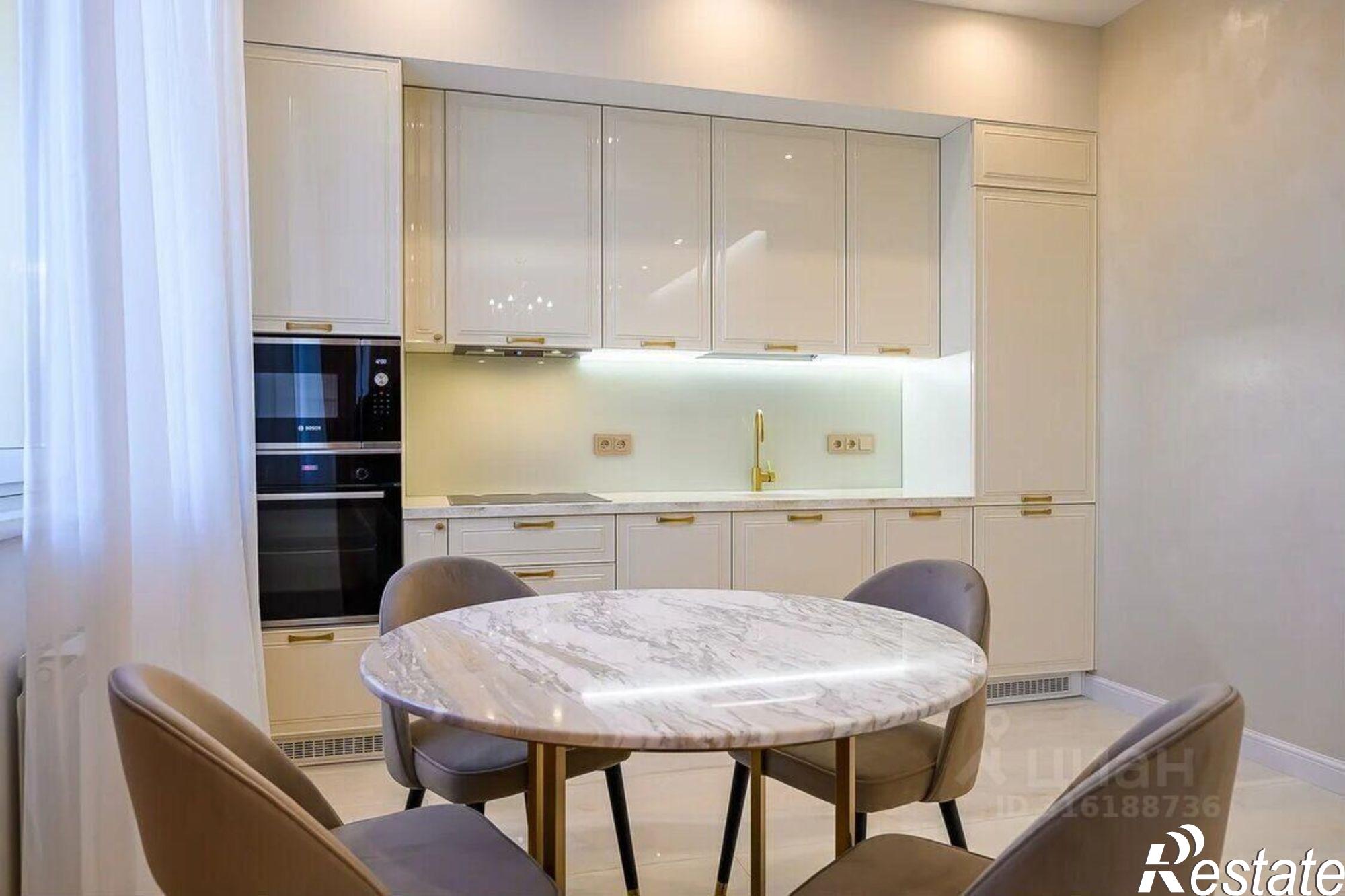 Купить квартиру за 35 000 000 рублей на ул Комсомольская, 1А