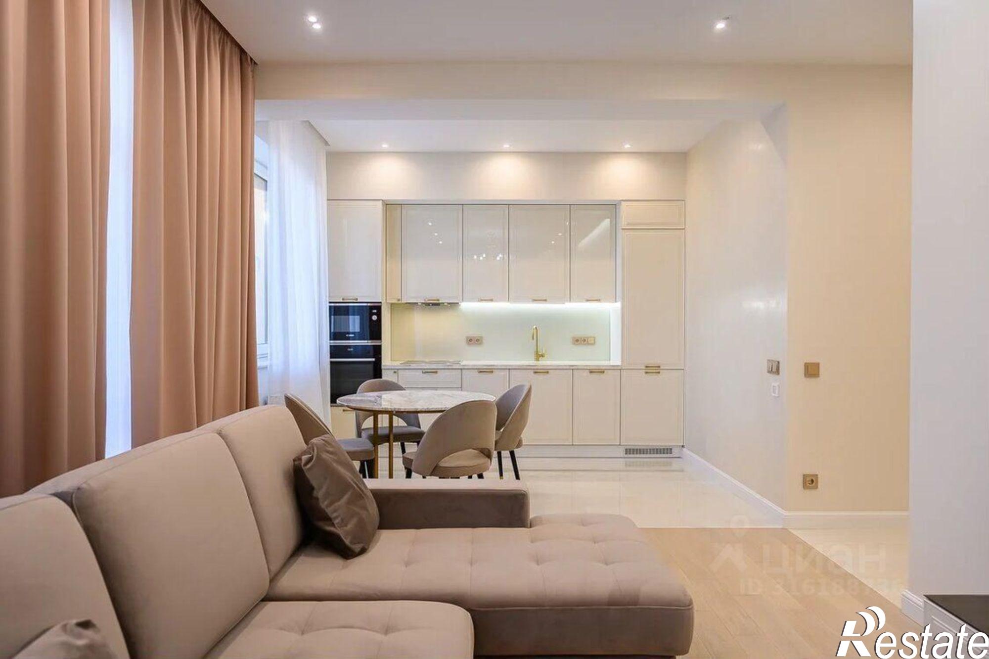 Купить квартиру за 35 000 000 рублей на ул Комсомольская, 1А