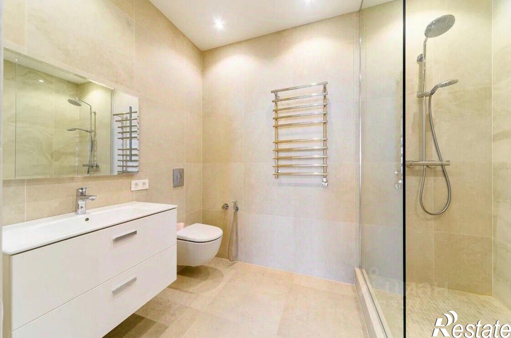 Купить квартиру за 36 700 000 рублей на ул Депутатская, 2