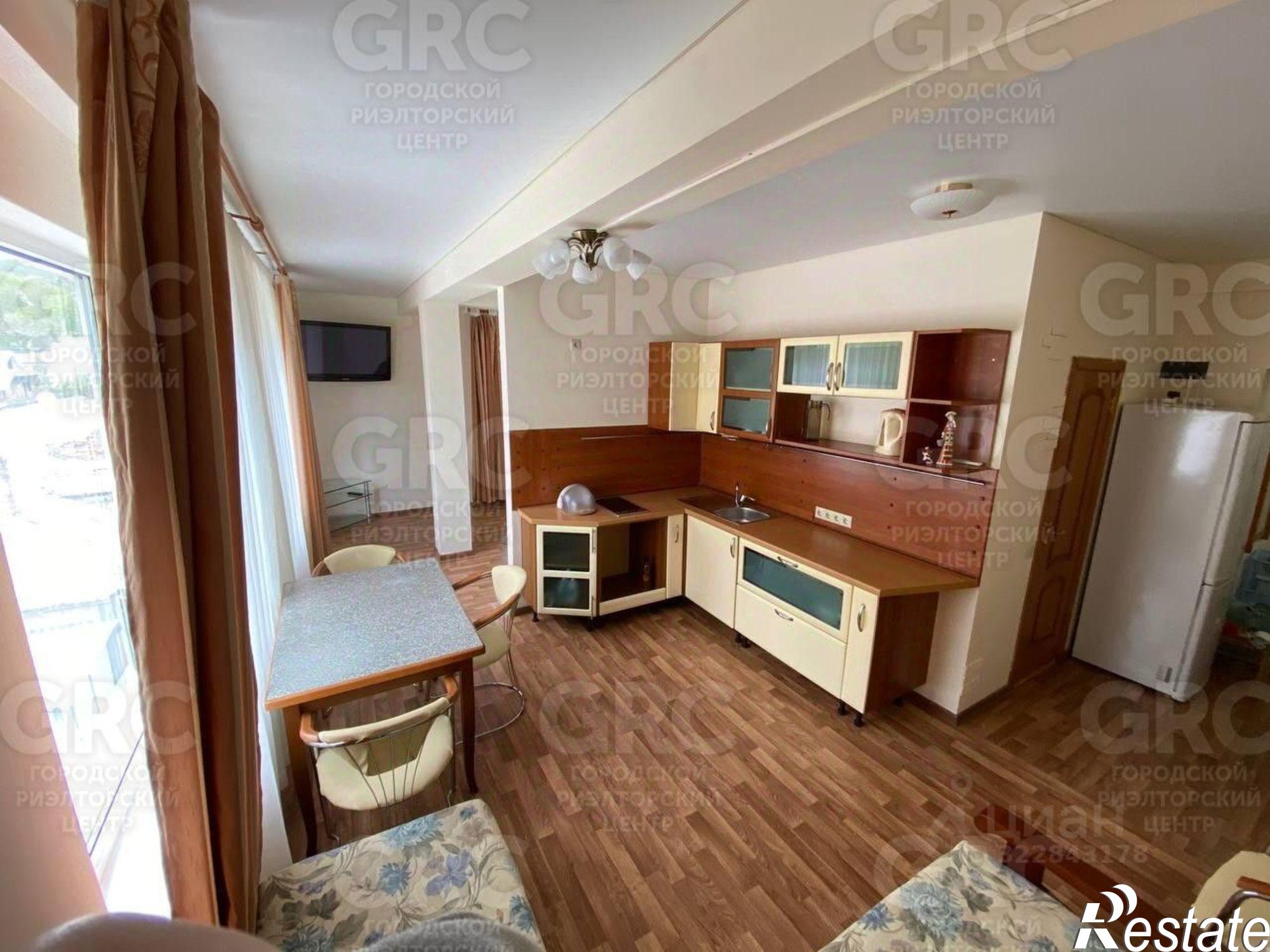 Купить квартиру за 8 300 000 рублей на улица Глазунова, 10