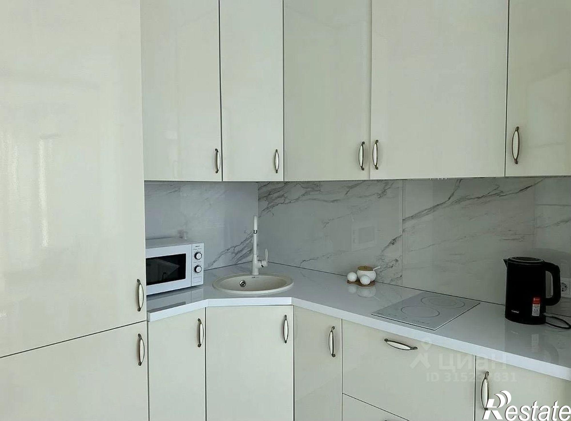 Купить квартиру за 10 000 000 рублей на улица Есауленко, 6А к1