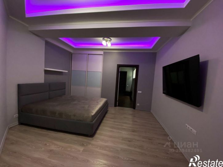 3-комн квартира улица Яна Фабрициуса, 2/28А,  д. 2/28А