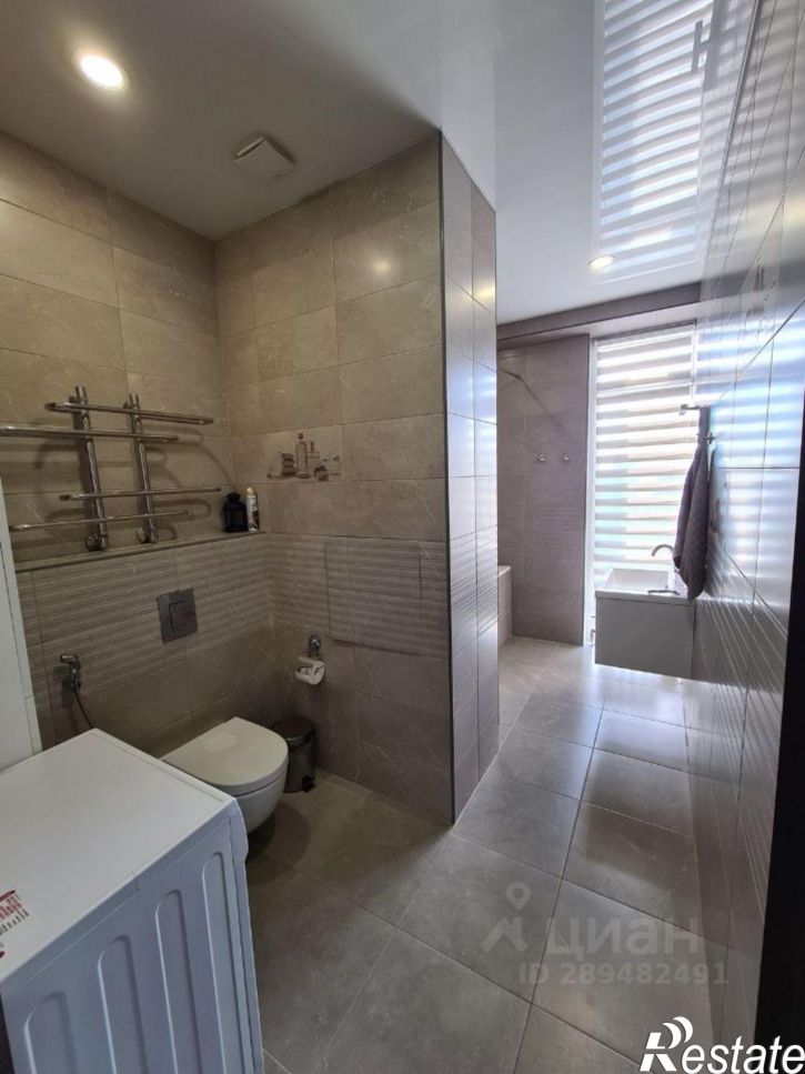 3-комн квартира улица Яна Фабрициуса, 2/28А,  д. 2/28А