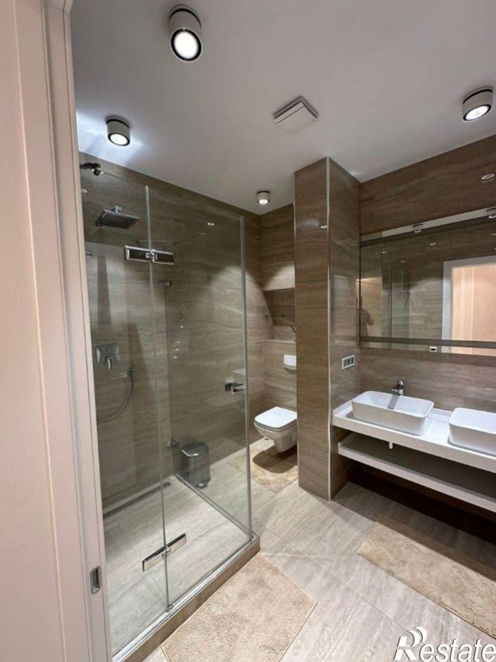 3-комн квартира ул Гагринская, 10,  д. 10