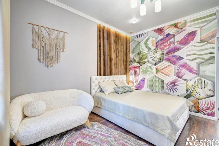 4-комн квартира ул Бытха, 4/10,  д. 4/10