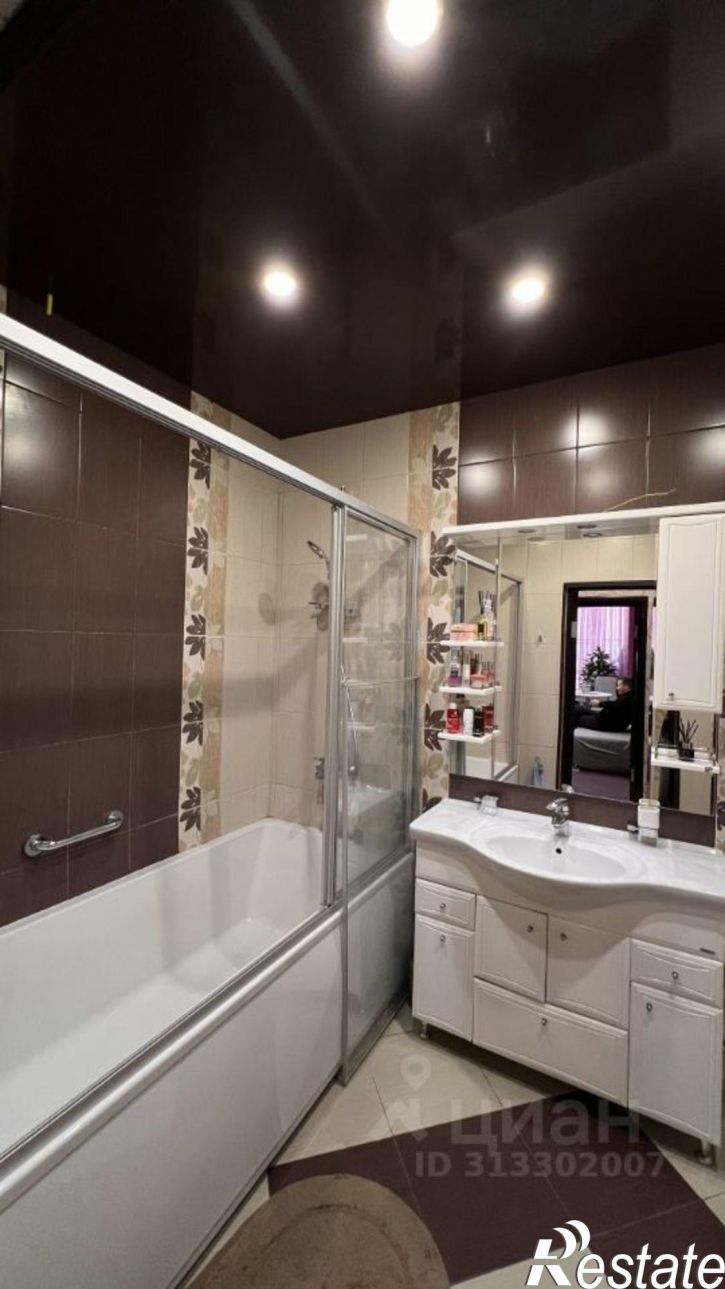 2-комн квартира улица Сьянова, 16,  д. 16