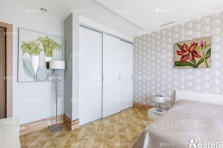 5-комн квартира Курортный пр-кт, 105,  д. 105