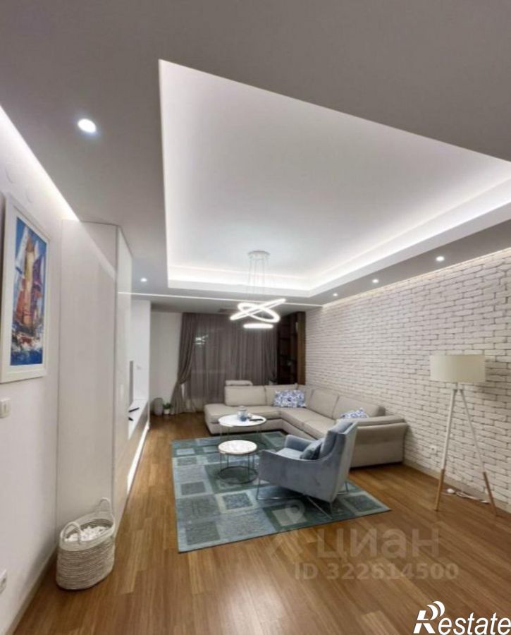 2-комн квартира ул Параллельная, 9/1,  д. 9/1