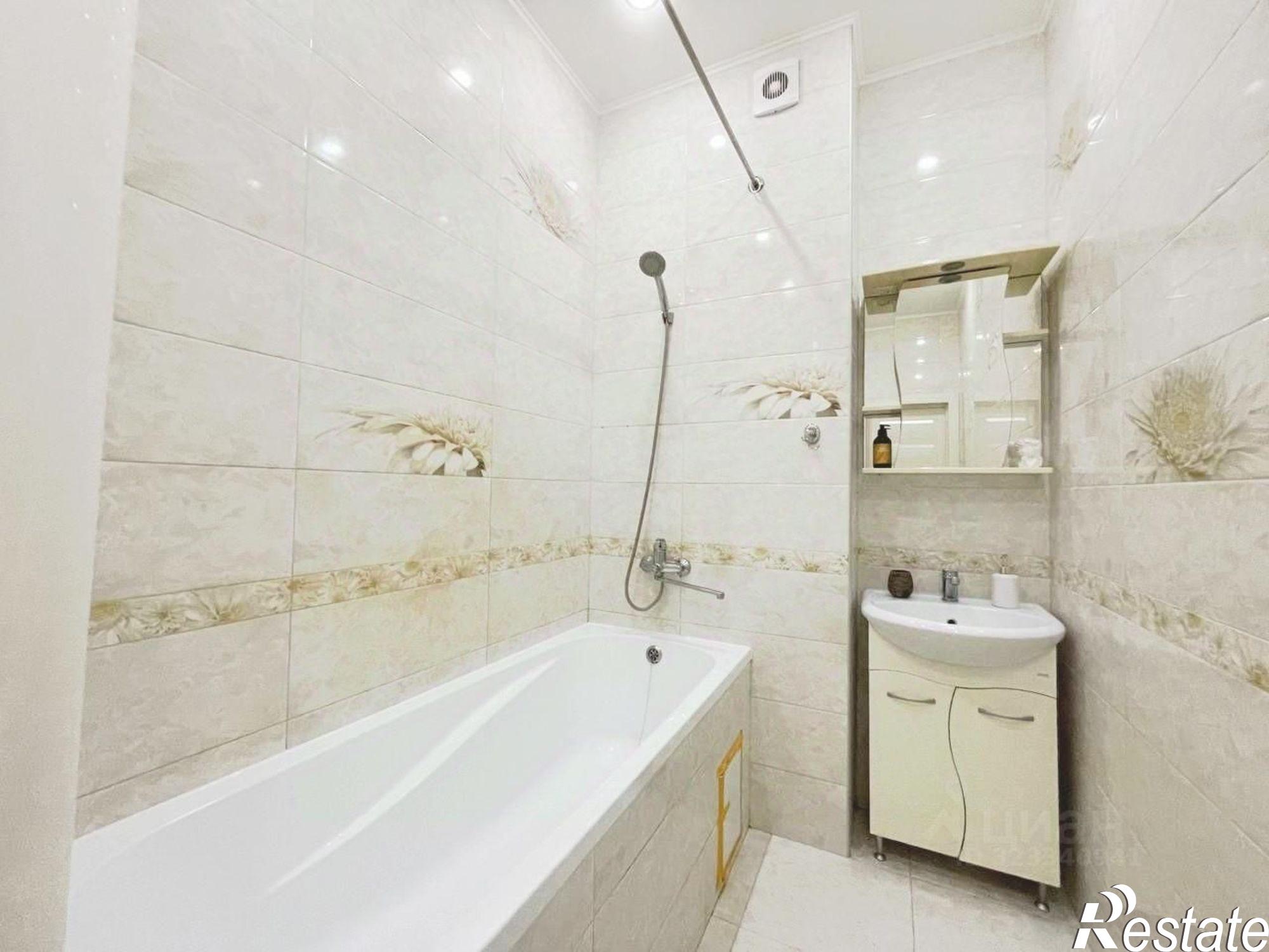 Сдать квартиру за 55 000 рублей на улица Дмитриевой, 5