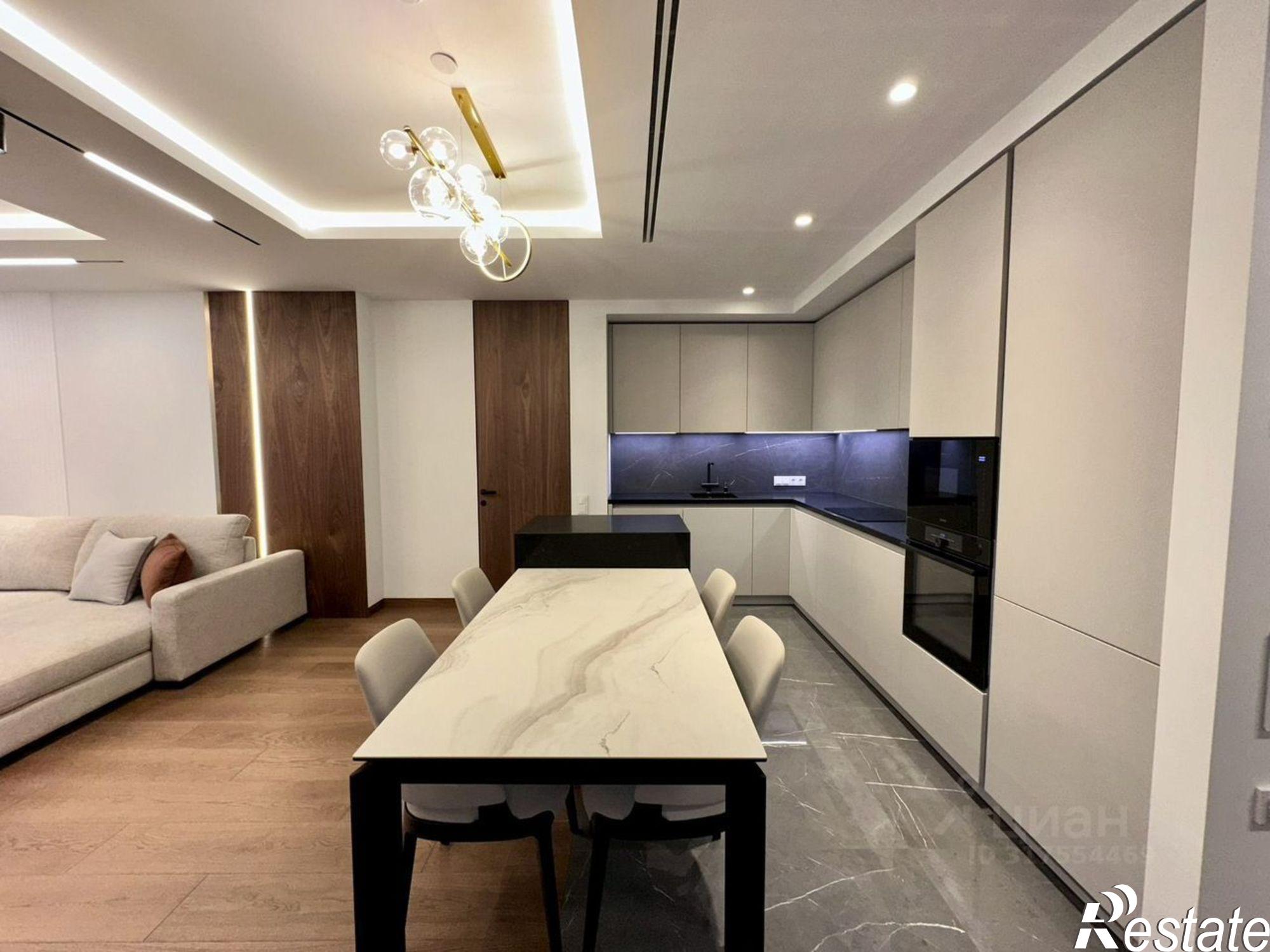 Купить квартиру за 345 000 000 рублей на улица Орджоникидзе, 17