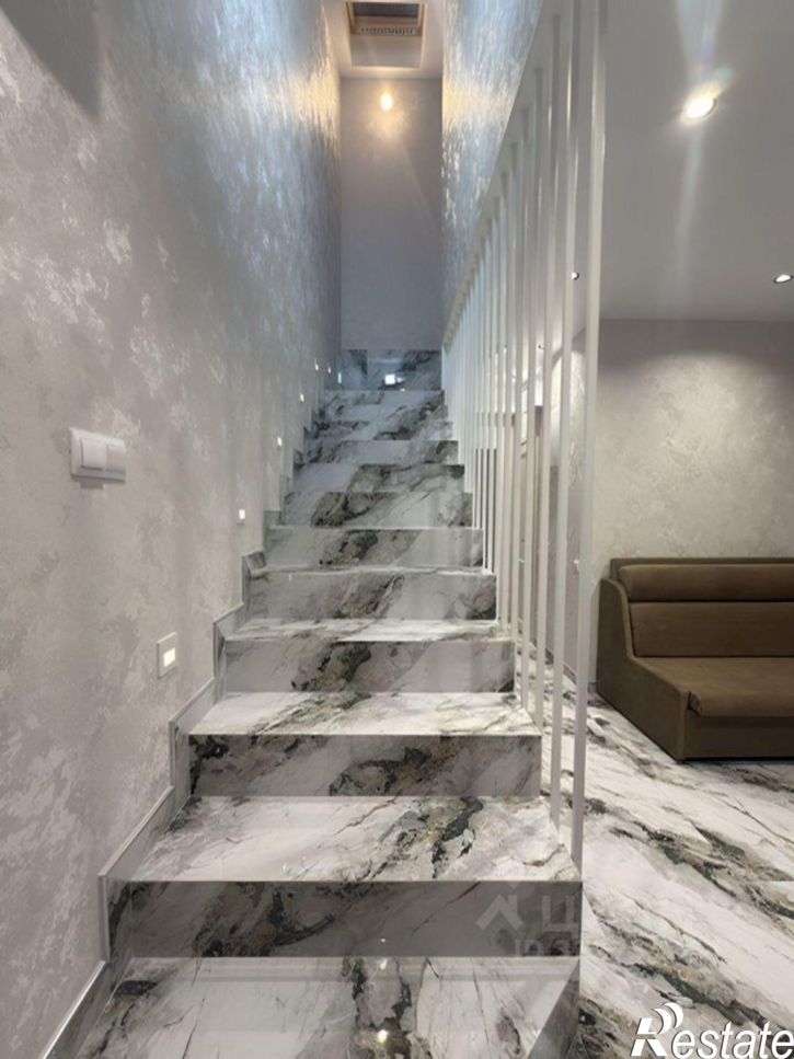 3-комн квартира ул Молодогвардейская, 2/46,  д. 2/46