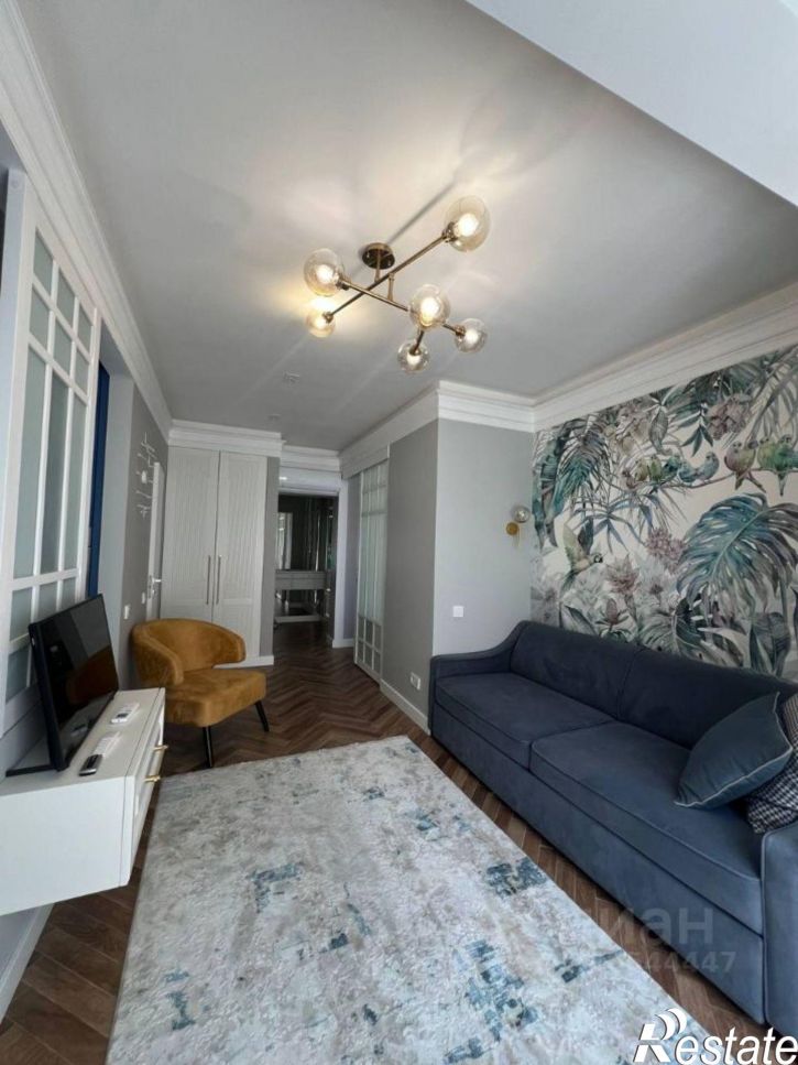 2-комн квартира ул Аллея Челтенхэма, 8/5,  д. 8/5