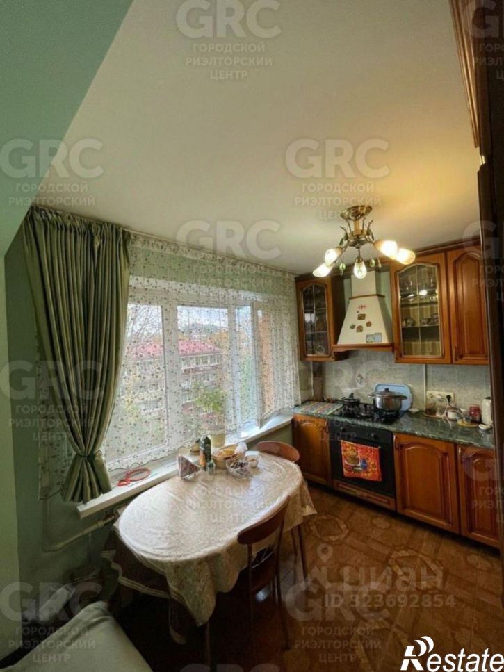 3-комн квартира улица Чехова, 52,  д. 52