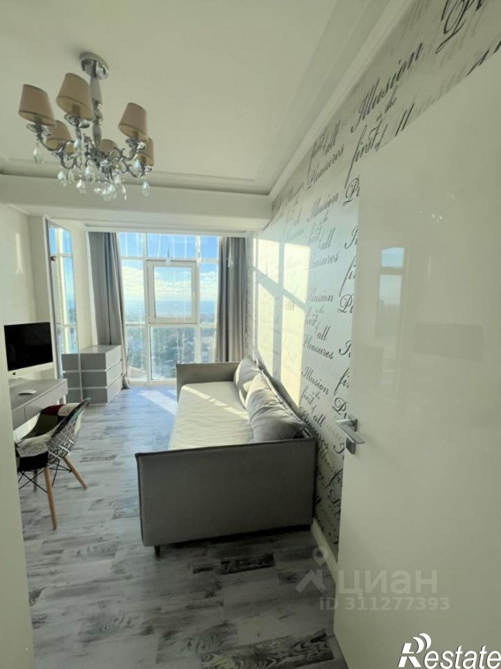 4-комн квартира Альпийская улица, 27,  д. 27