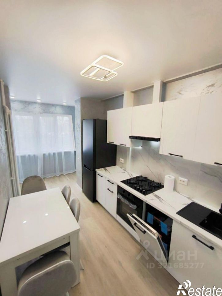 3-комн квартира 60 лет ВЛКСМ, 14,  д. 14