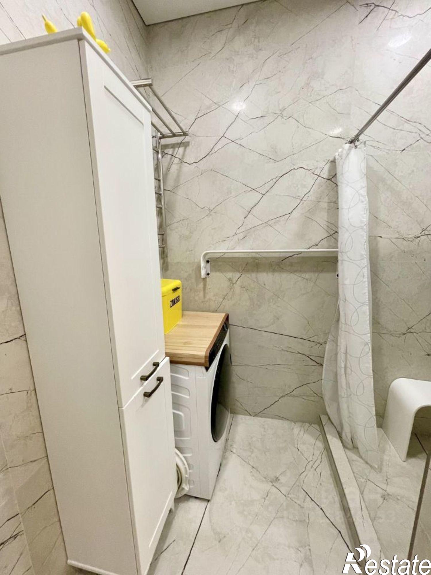 Купить квартиру за 11 650 000 рублей на Мацестинская улица, 12 к1