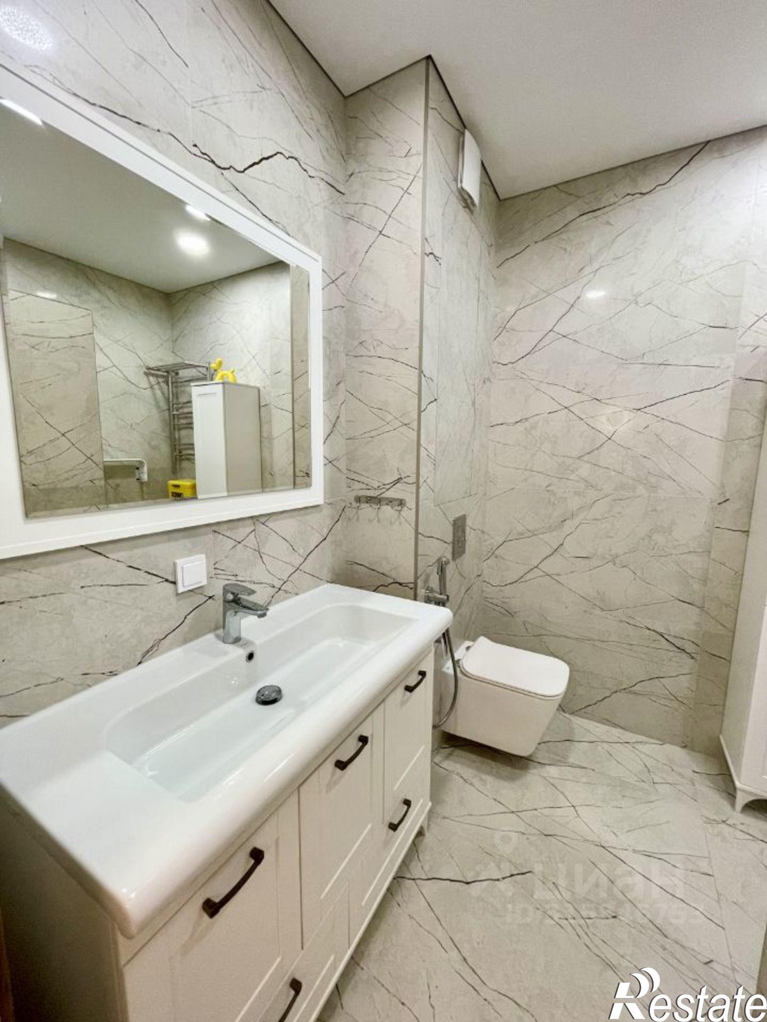 Купить квартиру за 11 650 000 рублей на Мацестинская улица, 12 к1