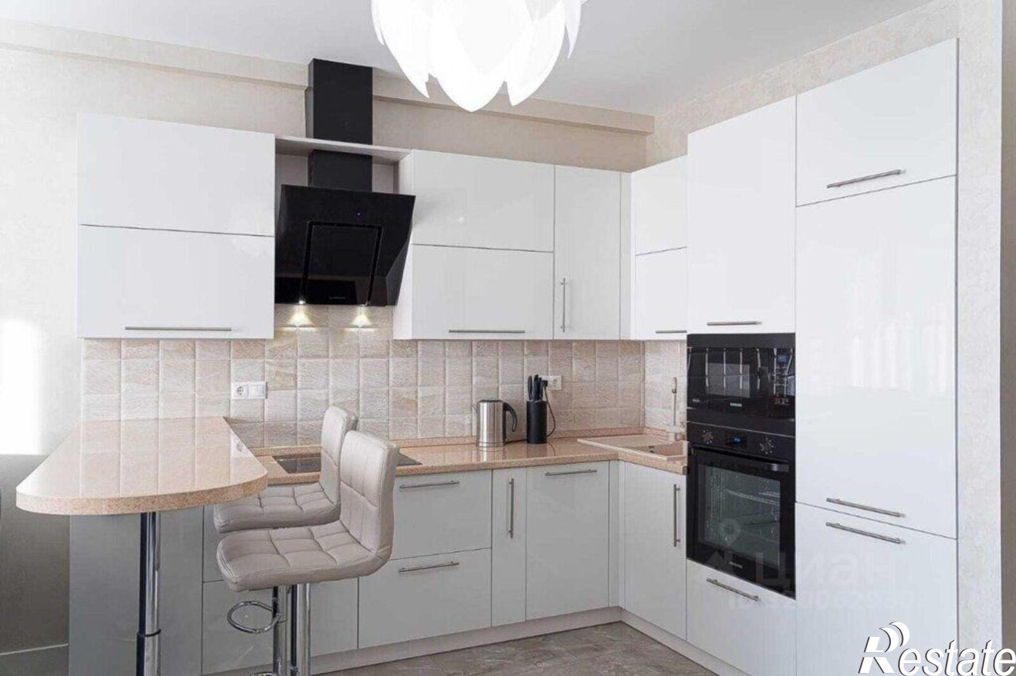 Купить квартиру за 11 230 000 рублей на Курортный проспект, 105