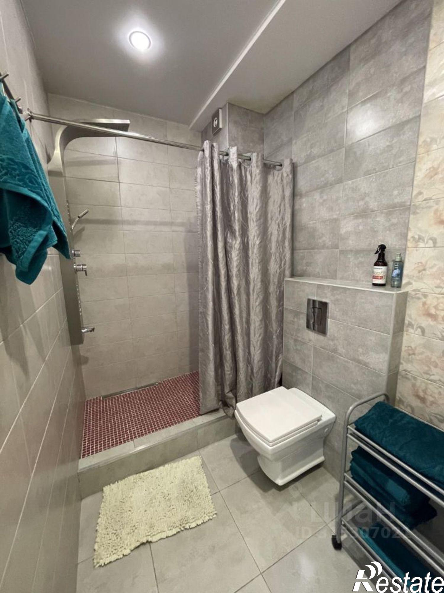 Купить квартиру за 13 200 000 рублей на ул Ленина, 219/8 4