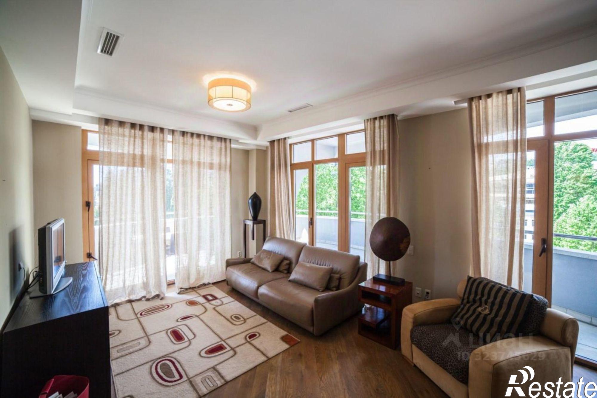 Купить квартиру за 33 000 000 рублей на ул Депутатская, 2