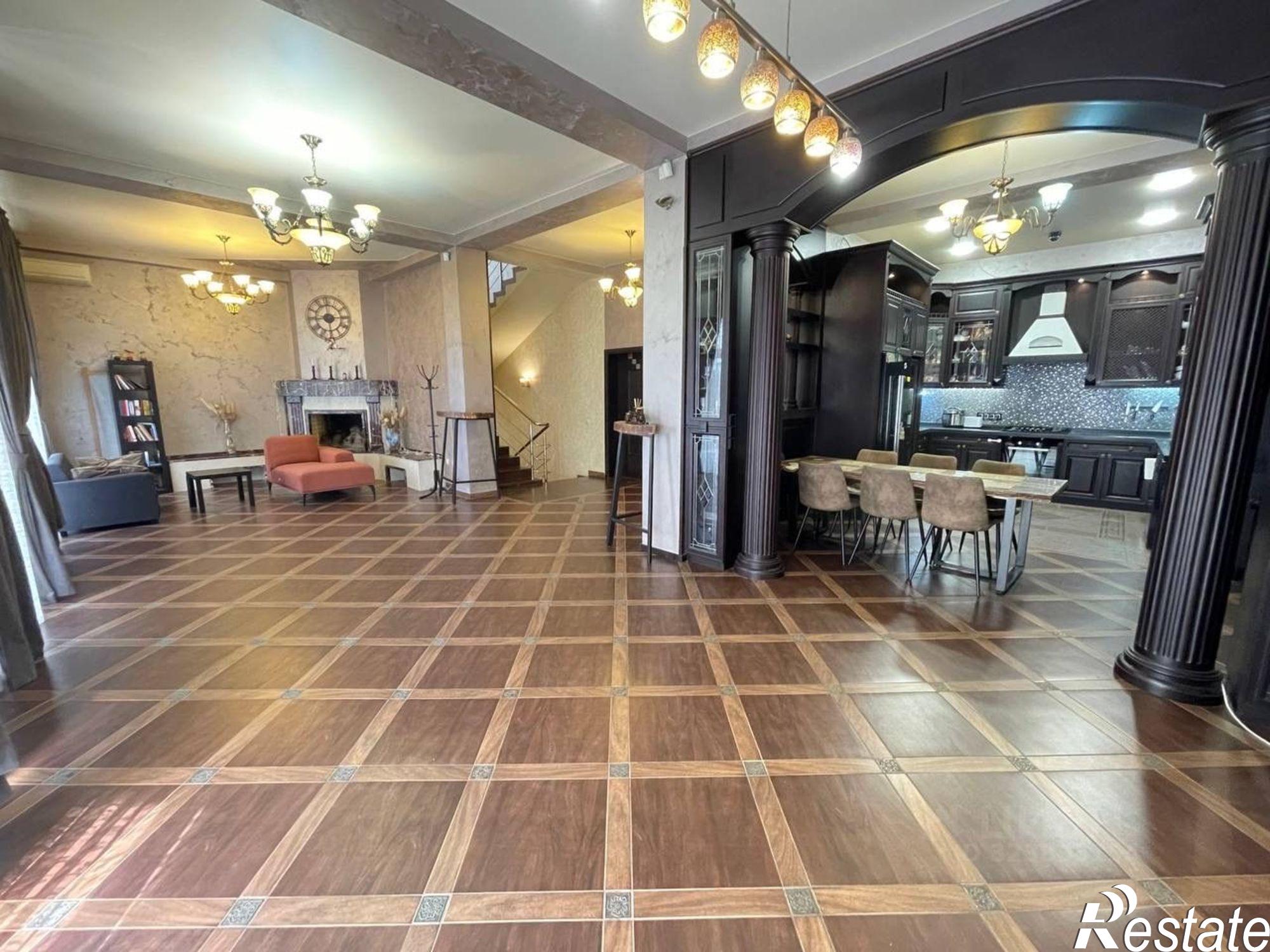 Купить дачу, дом, коттедж за 85 000 000 рублей на ул Транспортная, 76/15