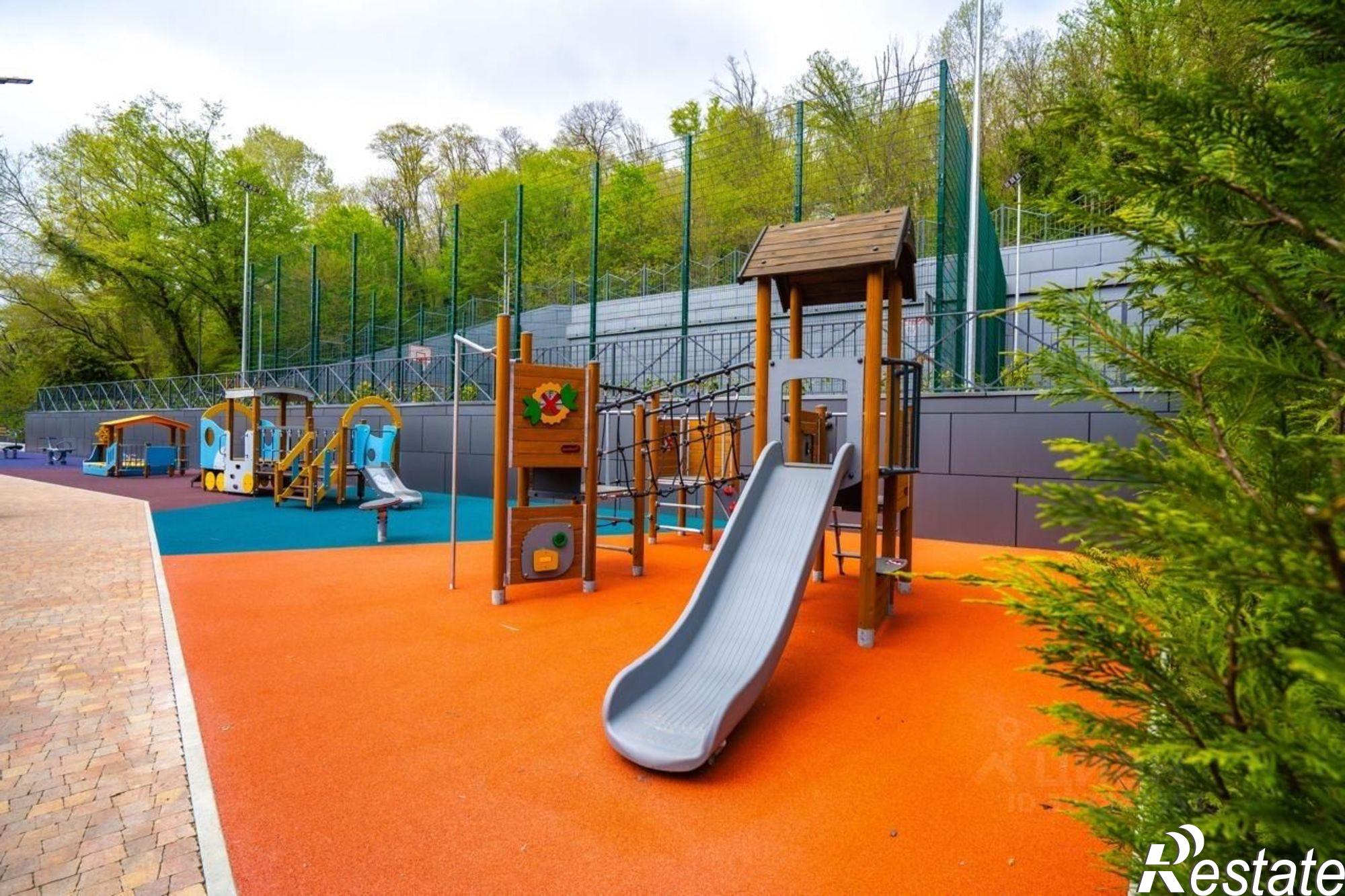 Купить квартиру за 6 800 000 рублей на Пластунская улица, 104Б к2