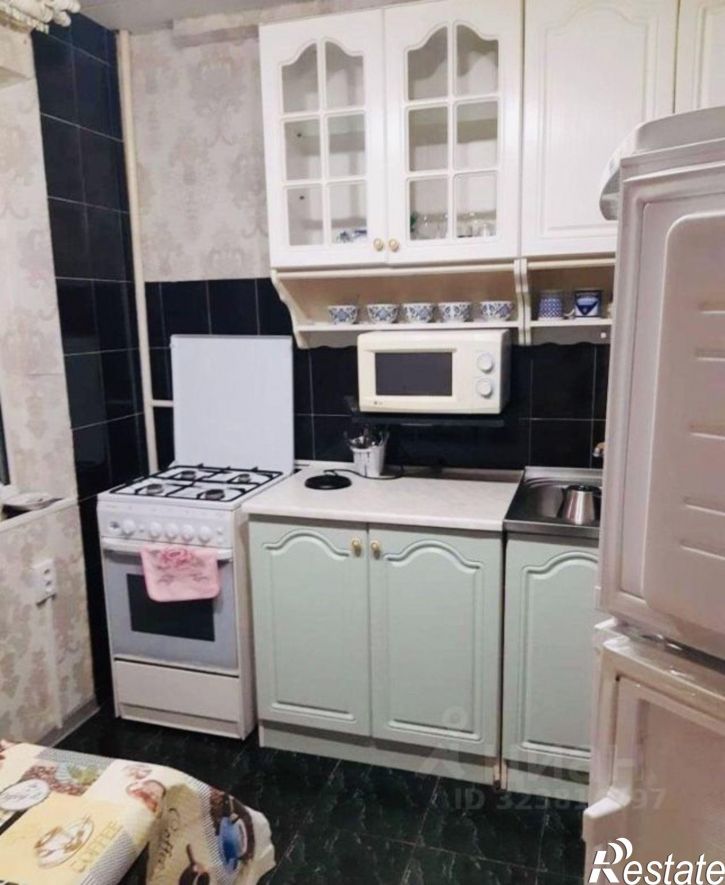 2-комн квартира улица Победы, 110,  д. 110