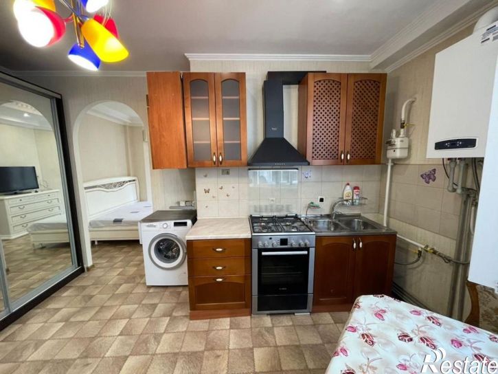 2-комн квартира Клубничная улица, 48,  д. 48