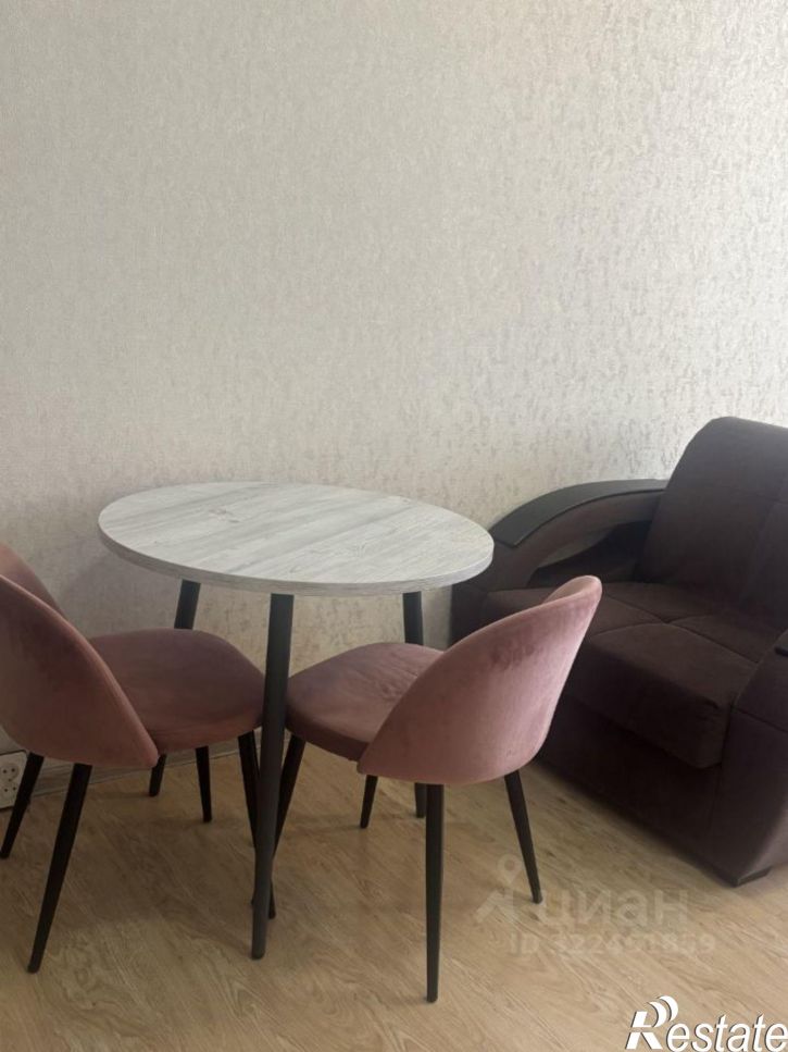 1-комн квартира Вишнёвая улица, 10/5,  д. 10/5