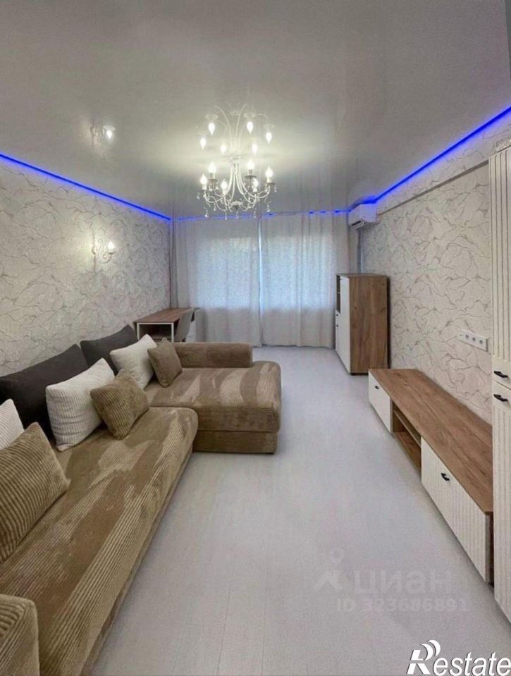 3-комн квартира ул Чайковского, 8,  д. 8