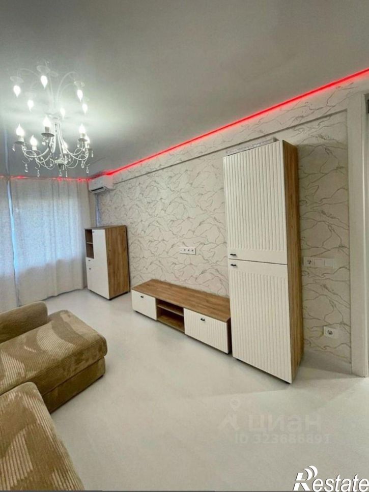 3-комн квартира ул Чайковского, 8,  д. 8