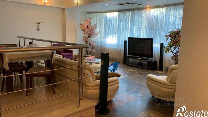 2-комн квартира ул Грибоедова, 1,  д. 1