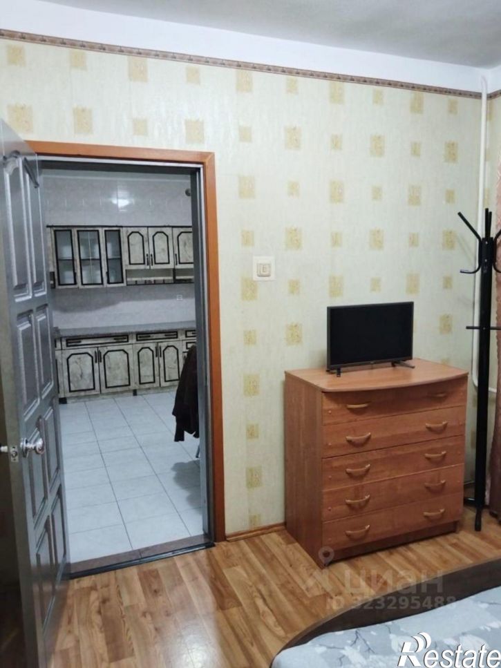 2-комн квартира улица Гоголя, 3,  д. 3