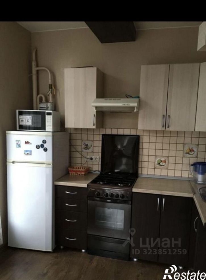 2-комн квартира улица Макаренко, 8/12,  д. 8/12