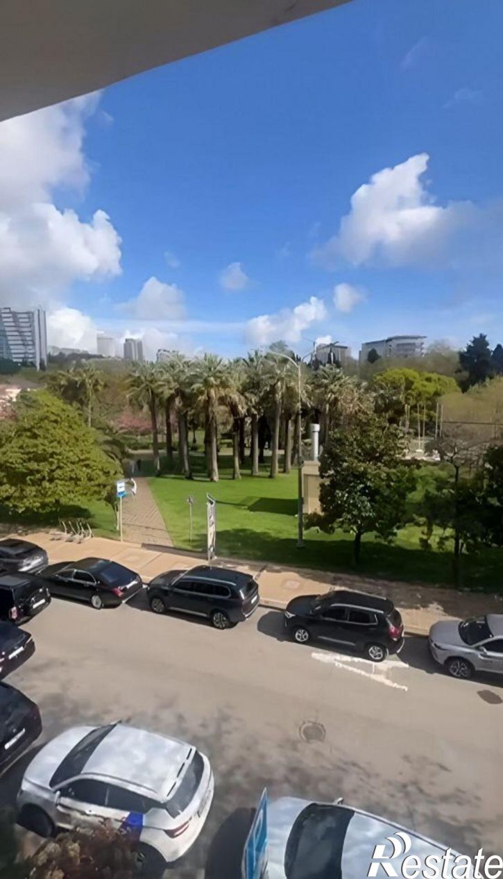 3-комн квартира Несебрская улица, 6,  д. 6