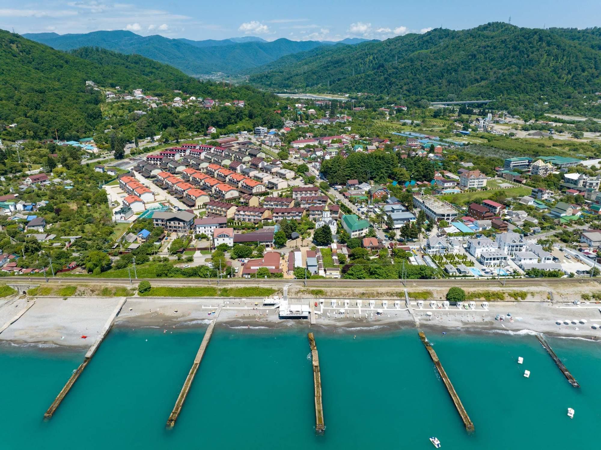 Купить дачу, дом, коттедж за 32 000 000 рублей на Романтиков улица, д.48В10