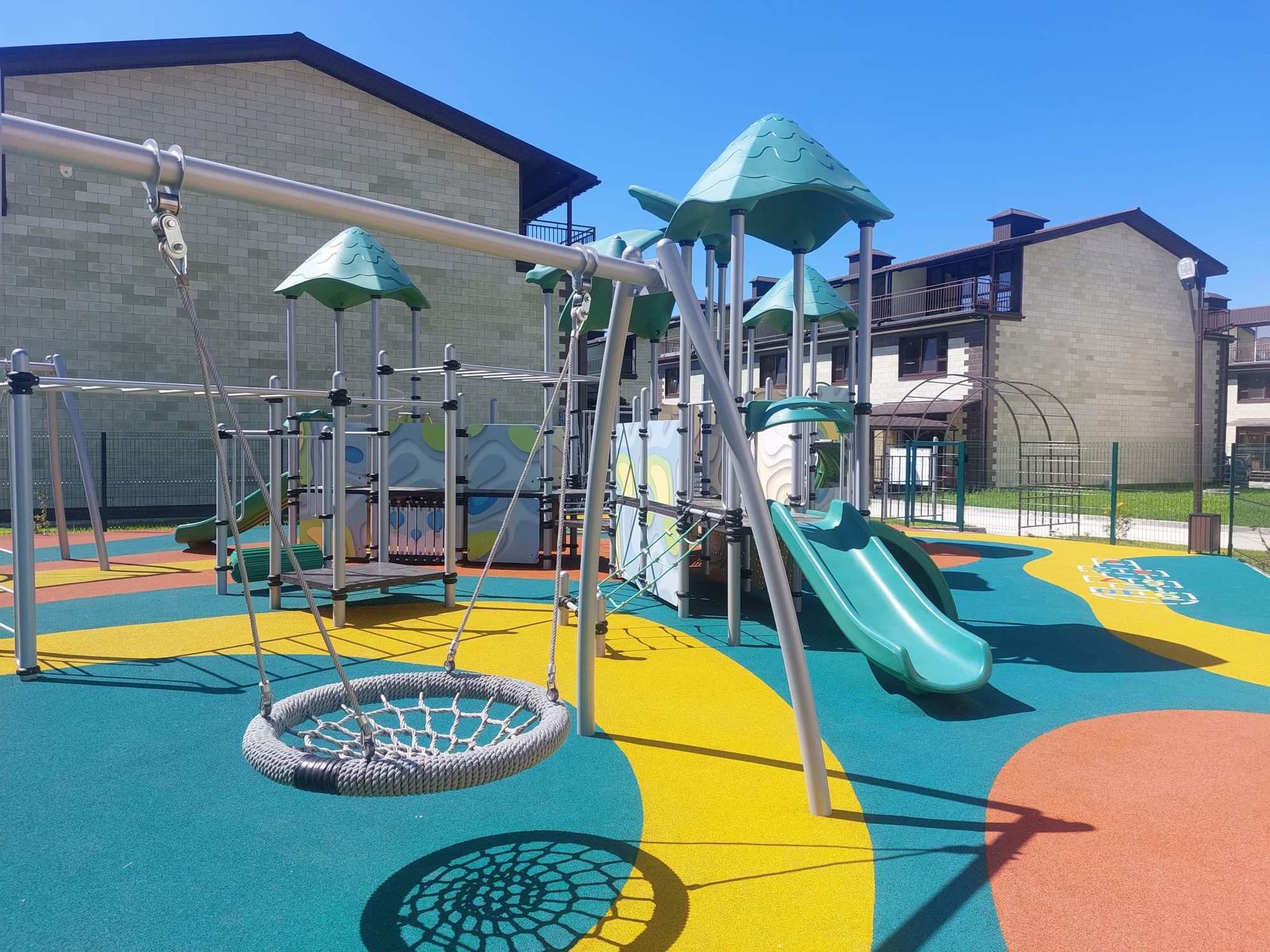 Купить дачу, дом, коттедж за 32 600 000 рублей на Пальмовая улица, д.37Б4