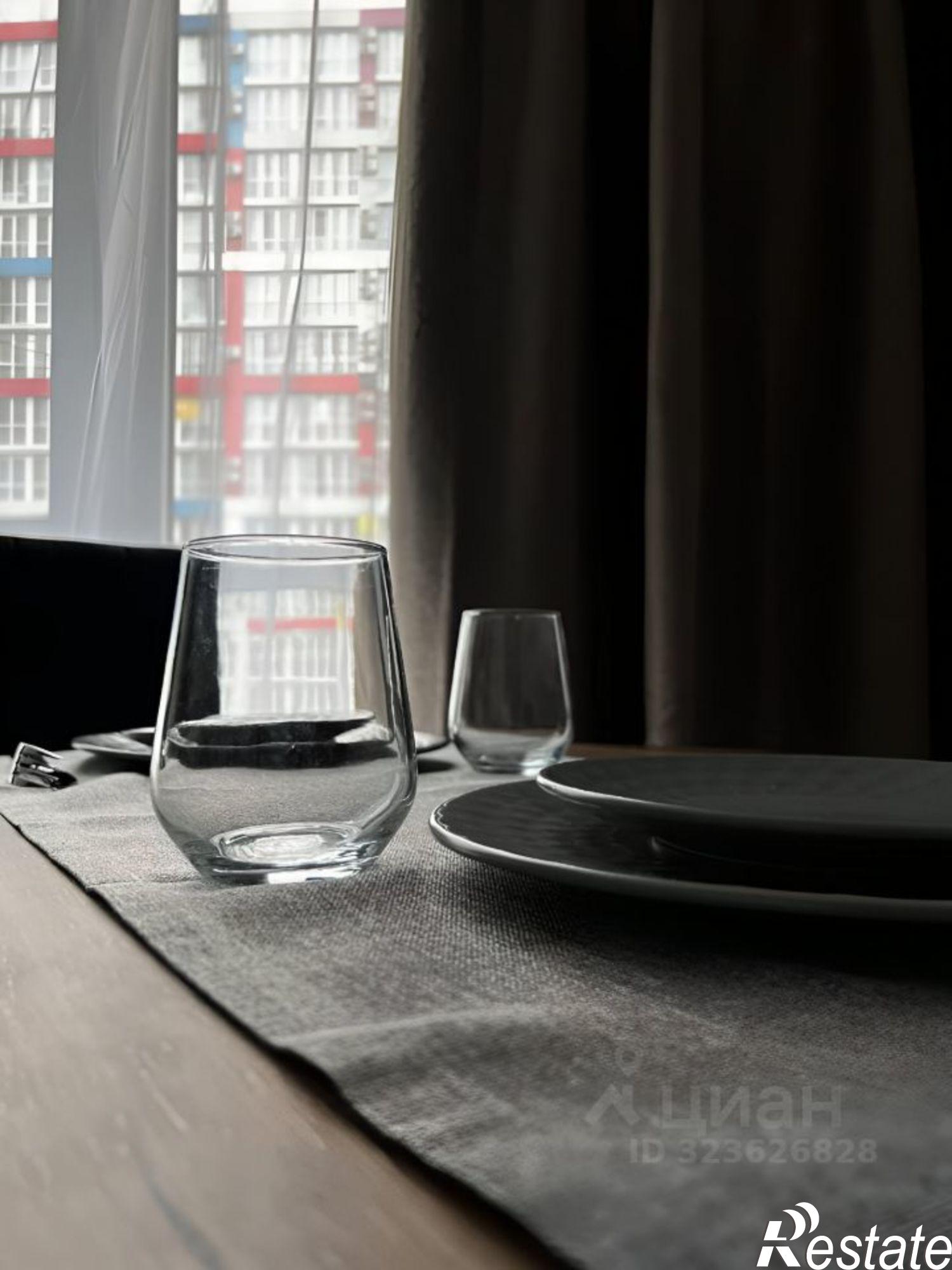 Сдать квартиру за 50 000 рублей на Пластунская улица, 123А к3