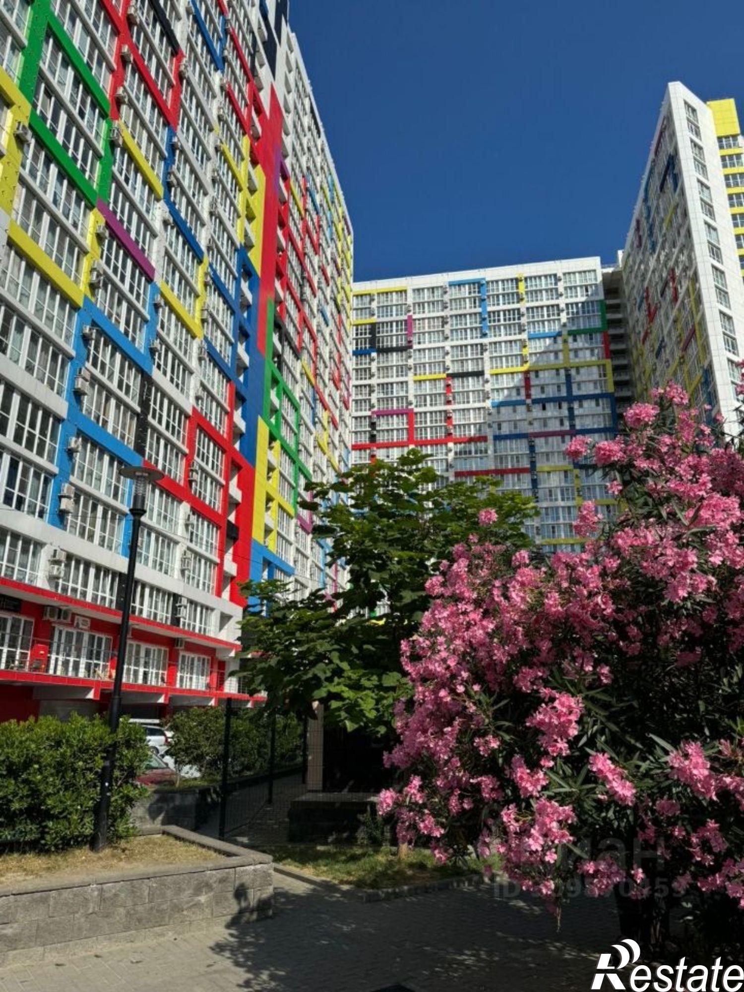 Купить квартиру за 11 900 000 рублей на Пластунская улица, 123А к3