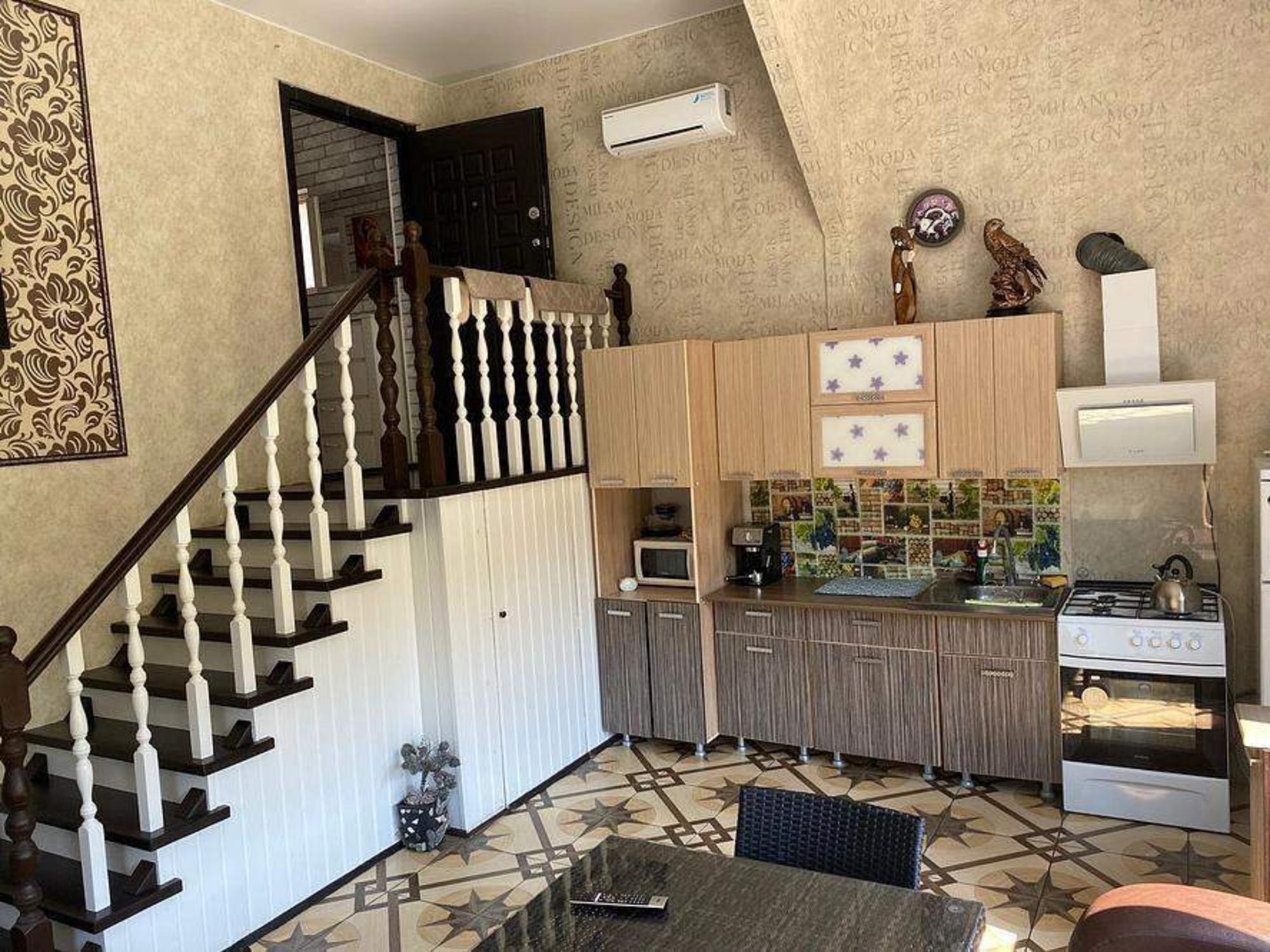 Купить дачу, дом, коттедж за 15 000 000 рублей на Заря садовое товарищество, д.66