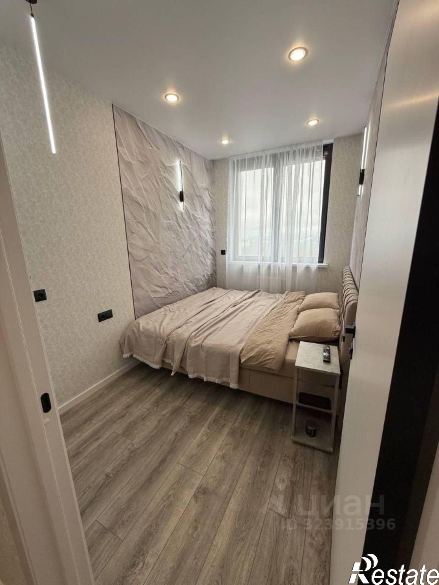 Купить квартиру за 10 000 000 рублей на ул Ясногорская, 16/2