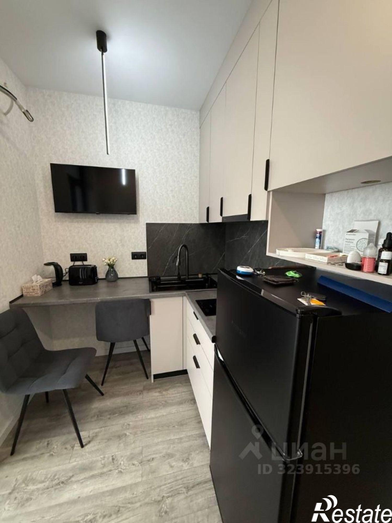 Купить квартиру за 10 000 000 рублей на ул Ясногорская, 16/2