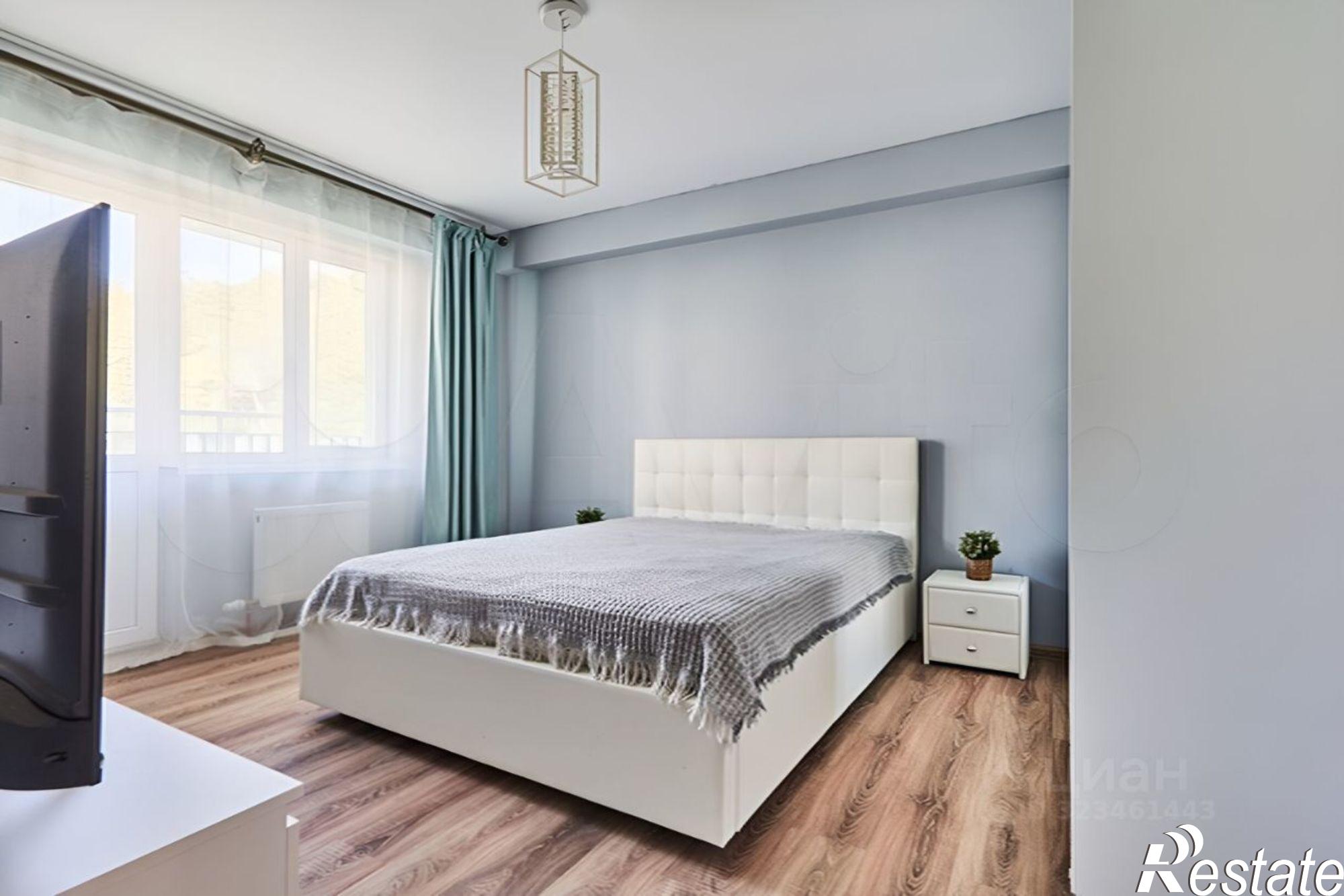 Купить квартиру за 15 900 000 рублей на ул Тепличная, 65 2