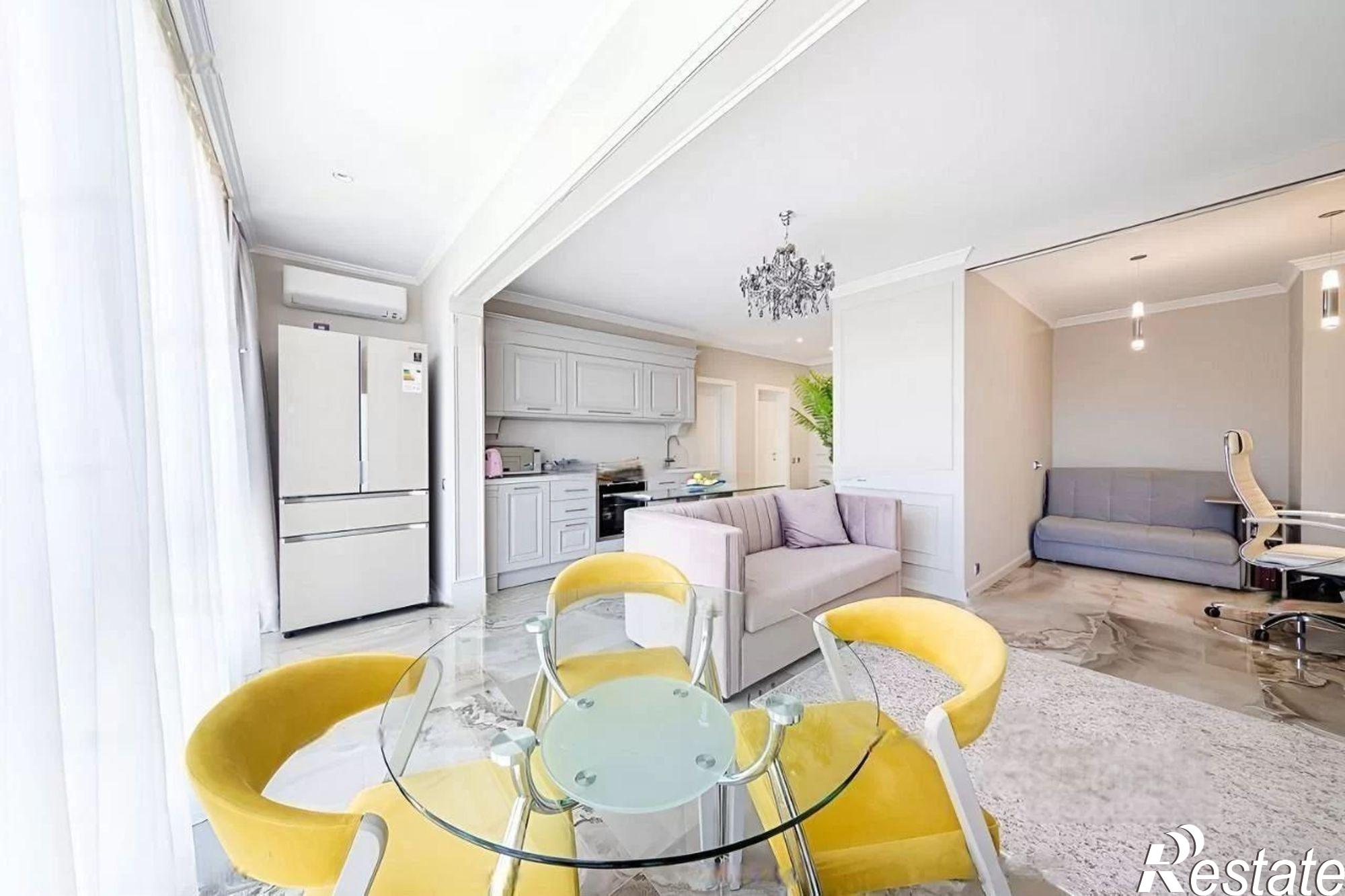 Купить квартиру за 28 000 000 рублей на улица Роз, 36