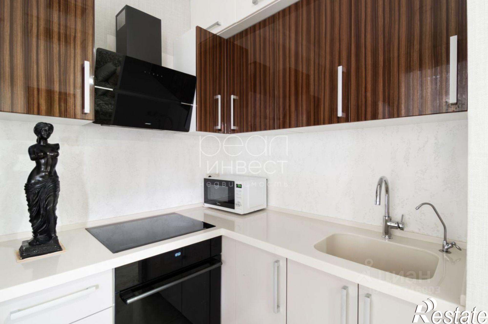 Купить квартиру за 58 000 000 рублей на Нагорная улица, 11