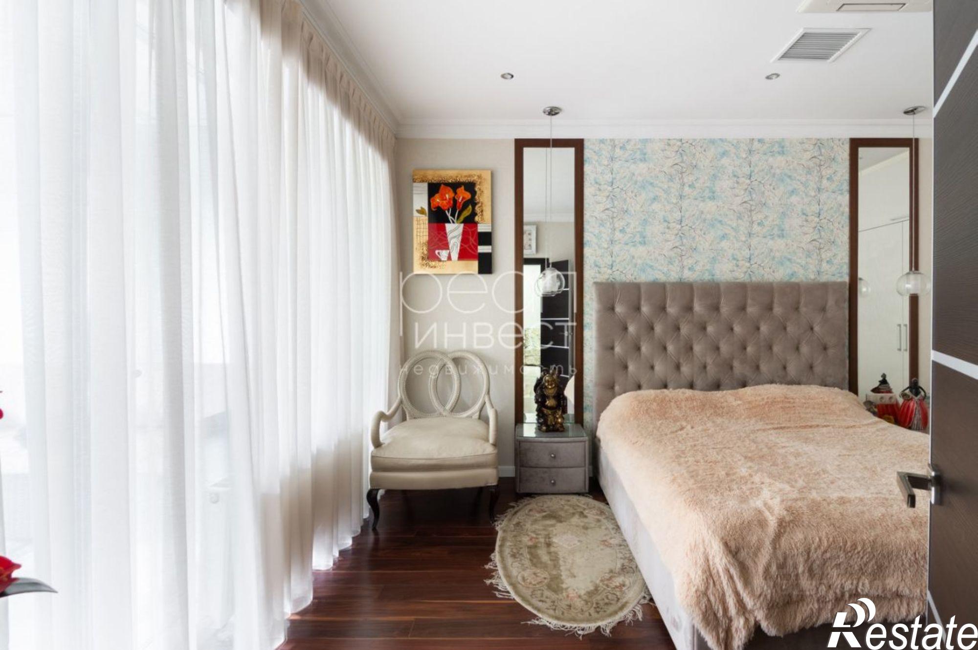 Купить квартиру за 58 000 000 рублей на Нагорная улица, 11