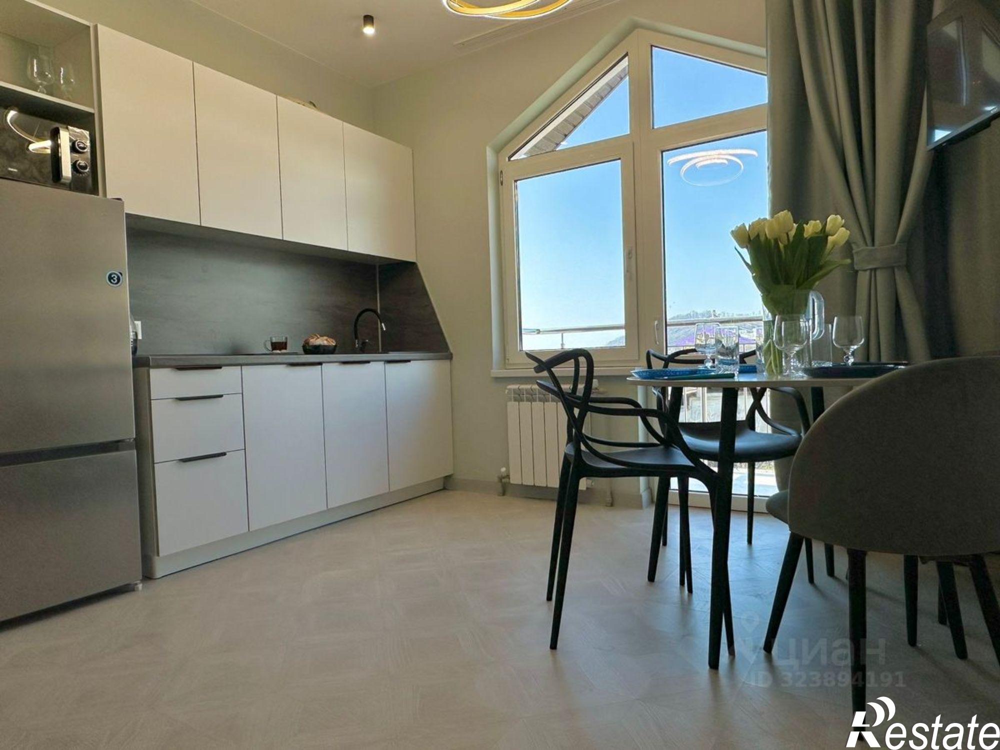 Сдать квартиру за 44 500 рублей на Миндальная улица, 21Г