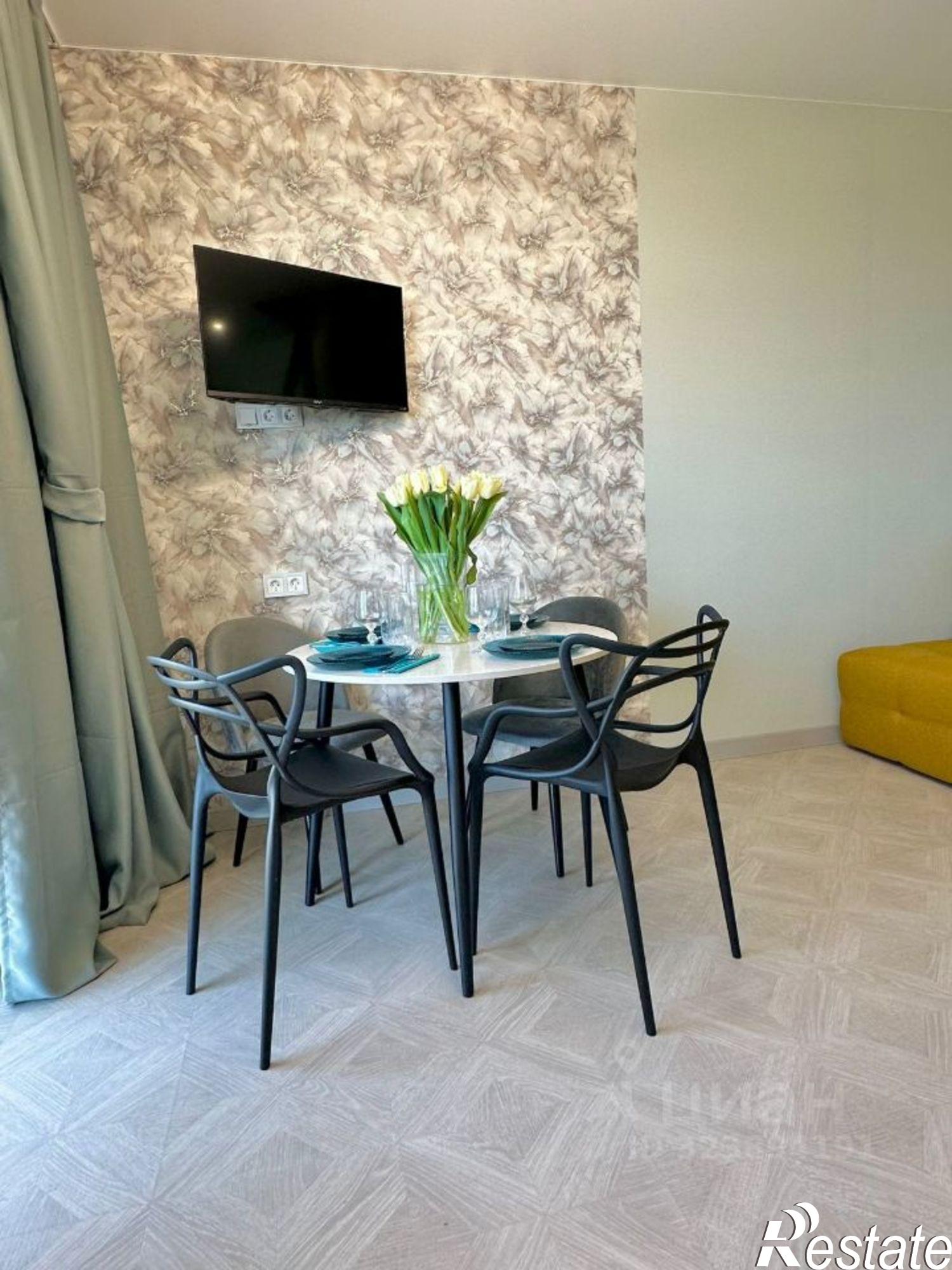 Сдать квартиру за 44 500 рублей на Миндальная улица, 21Г